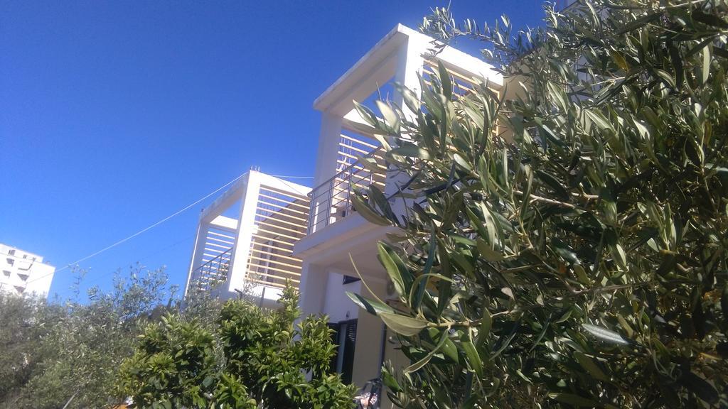 Guest House Solive ฮีมาเรอ ภายนอก รูปภาพ
