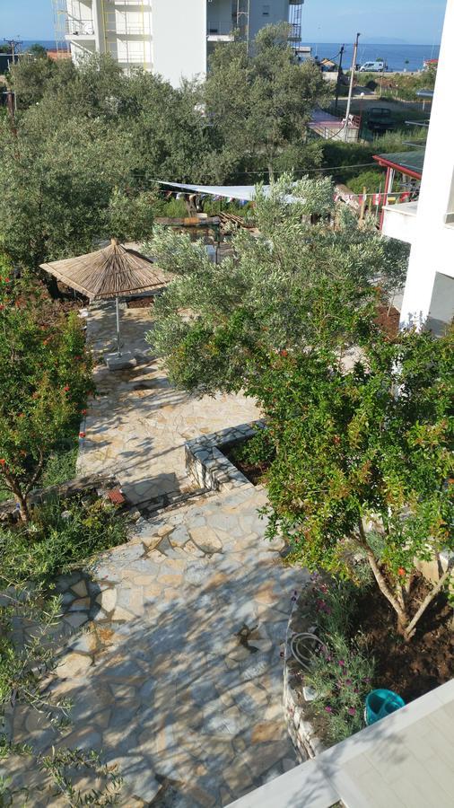 Guest House Solive ฮีมาเรอ ภายนอก รูปภาพ